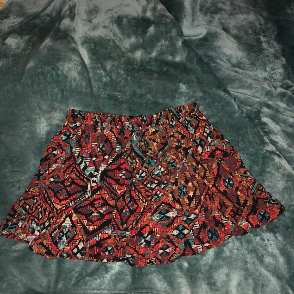 Geometric print skirt